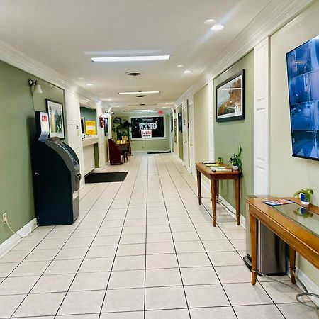 Astoria Hotel North Danville Εξωτερικό φωτογραφία