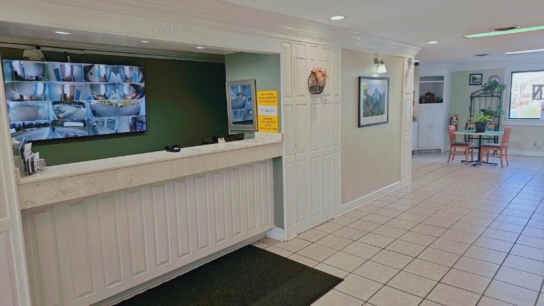 Astoria Hotel North Danville Εξωτερικό φωτογραφία